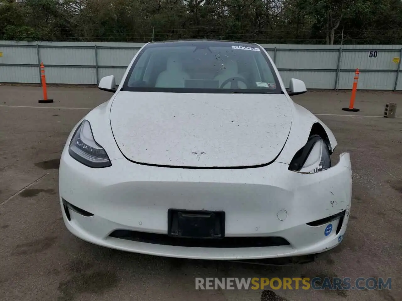 5 Photograph of a damaged car 5YJYGDEE6MF240543 TESLA MODEL Y 2021