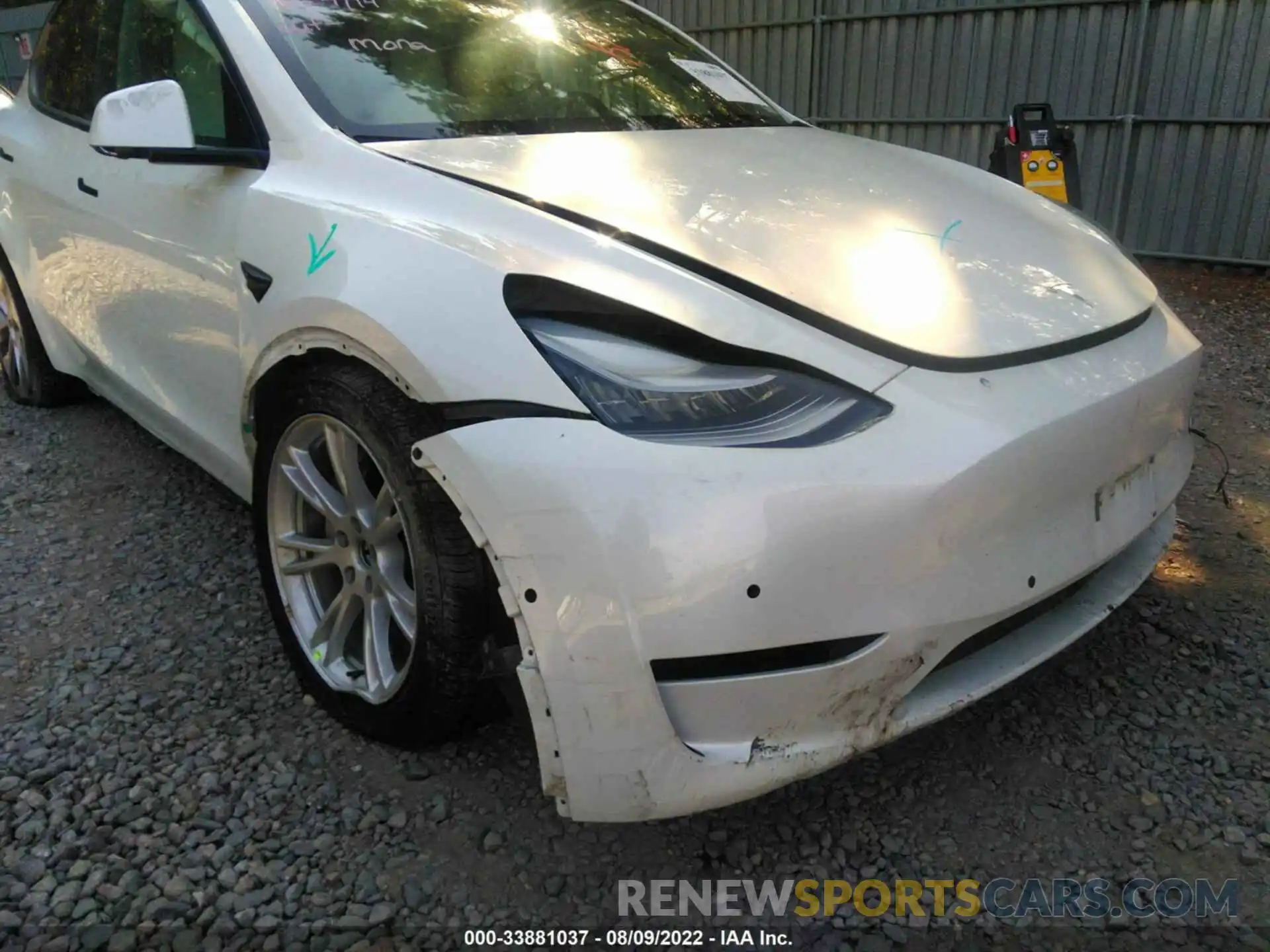 6 Photograph of a damaged car 5YJYGDEE6MF256886 TESLA MODEL Y 2021