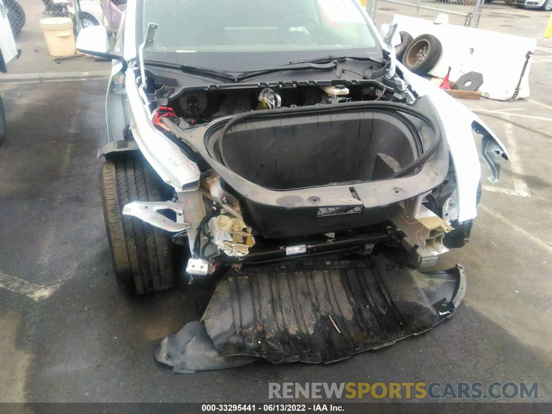 6 Photograph of a damaged car 5YJYGDEE6MF262462 TESLA MODEL Y 2021