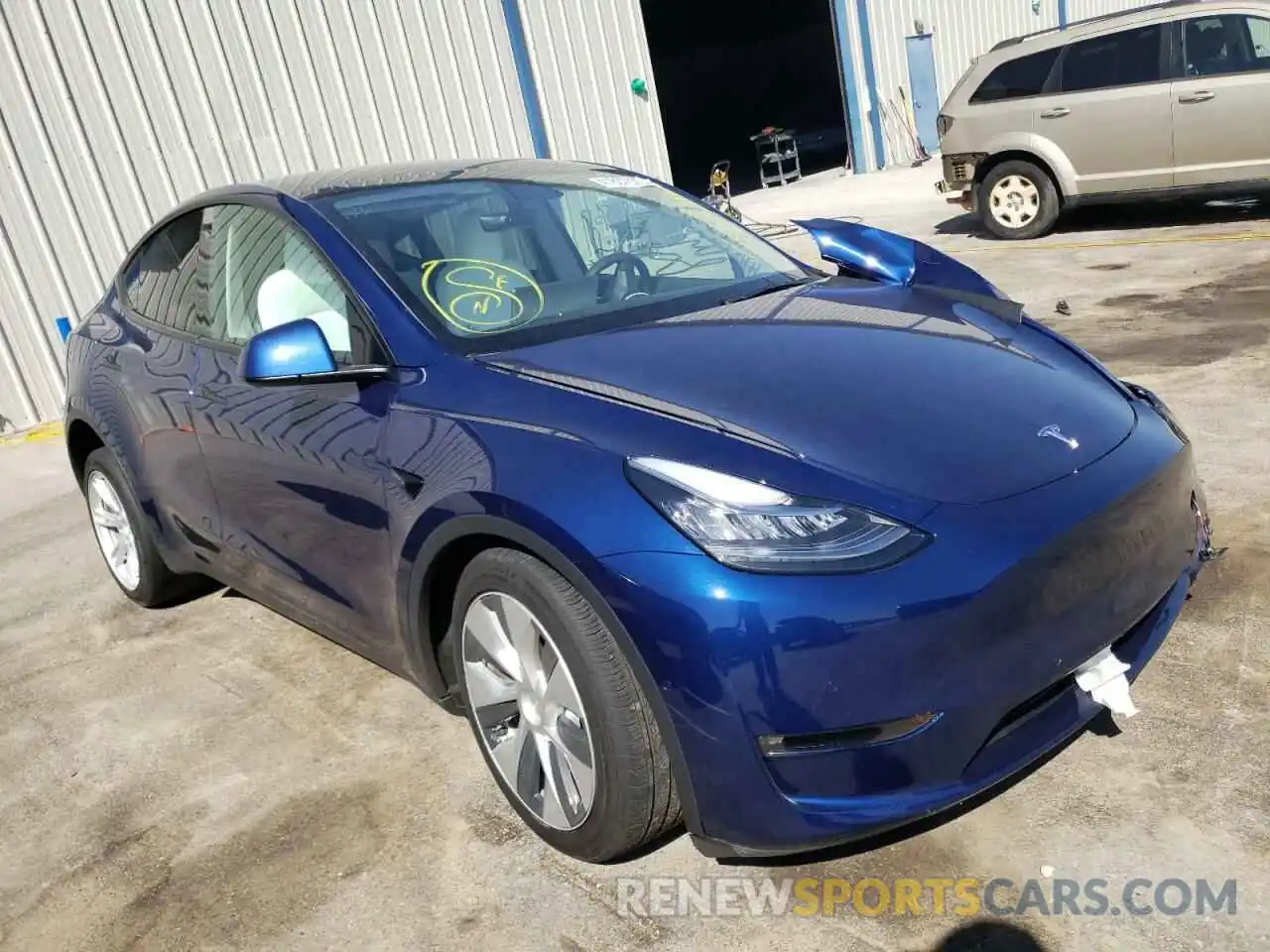 1 Photograph of a damaged car 5YJYGDEE6MF263613 TESLA MODEL Y 2021