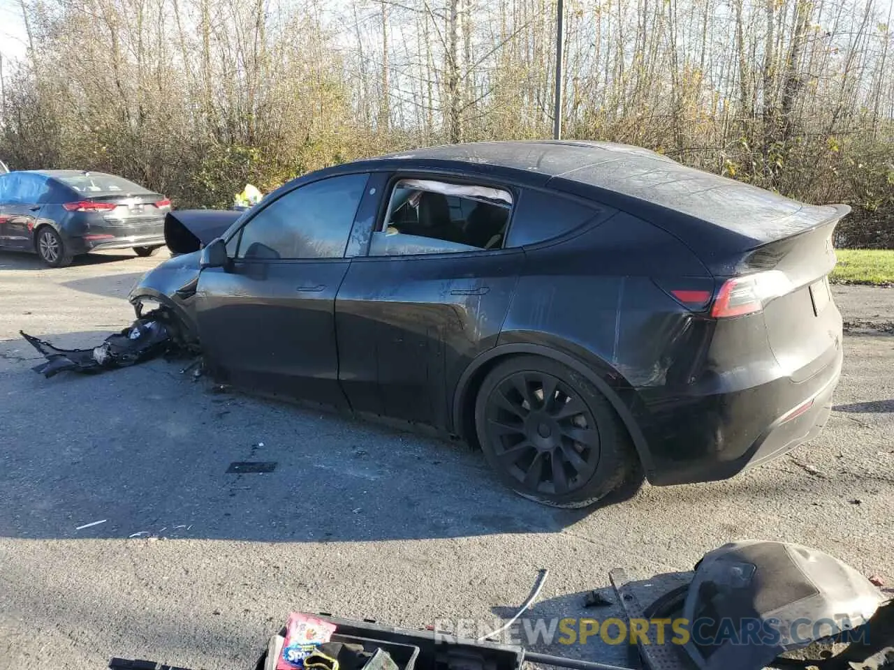 2 Photograph of a damaged car 5YJYGDEE6MF285644 TESLA MODEL Y 2021