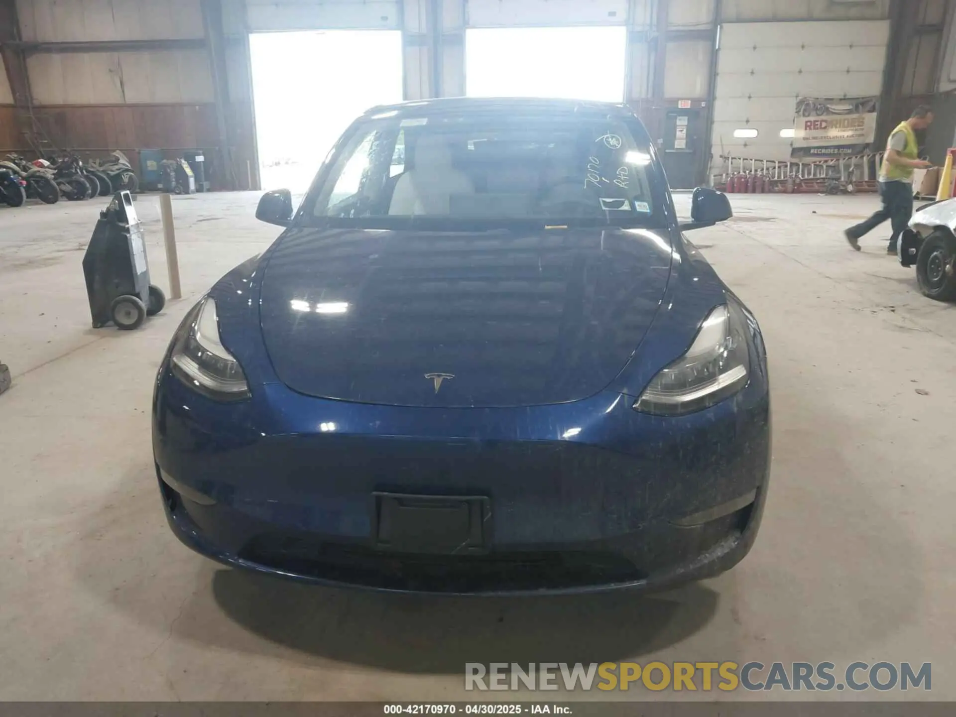12 Photograph of a damaged car 5YJYGDEE7MF066269 TESLA MODEL Y 2021