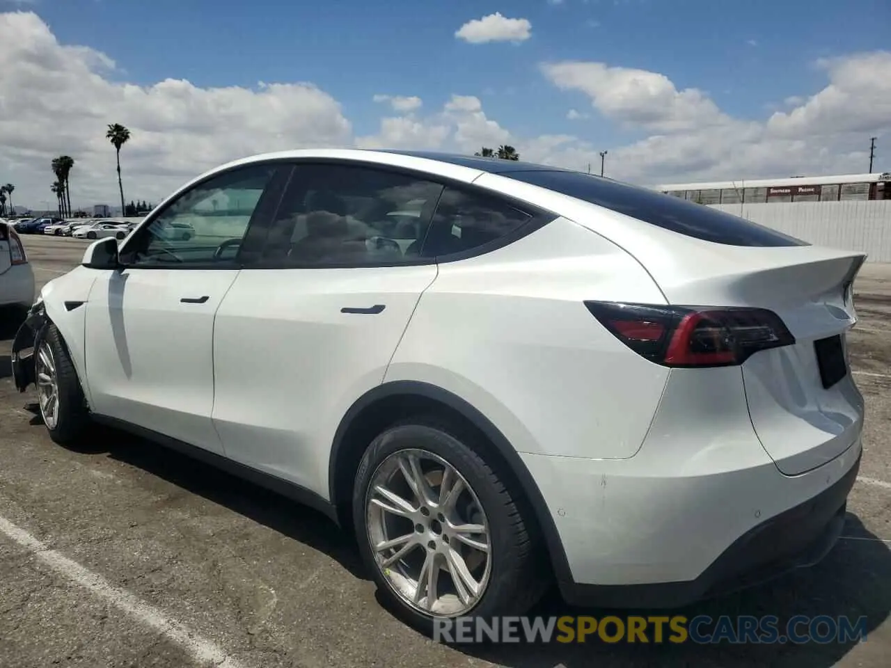 2 Photograph of a damaged car 5YJYGDEE7MF068975 TESLA MODEL Y 2021