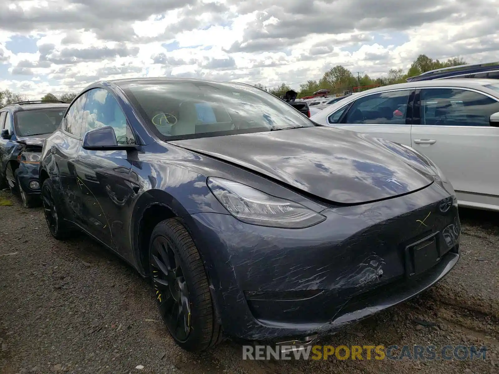 1 Photograph of a damaged car 5YJYGDEE7MF075408 TESLA MODEL Y 2021