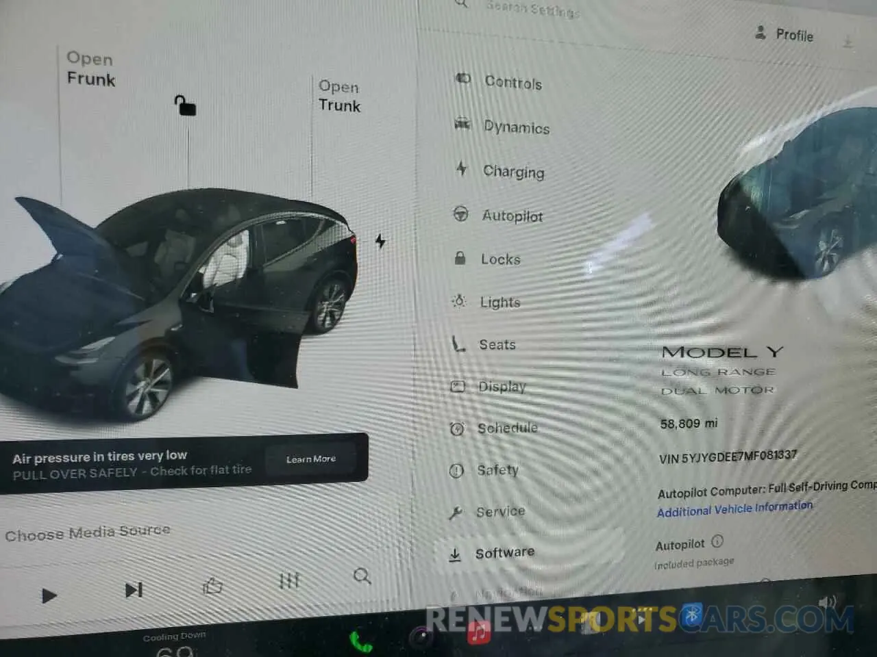 9 Photograph of a damaged car 5YJYGDEE7MF081337 TESLA MODEL Y 2021