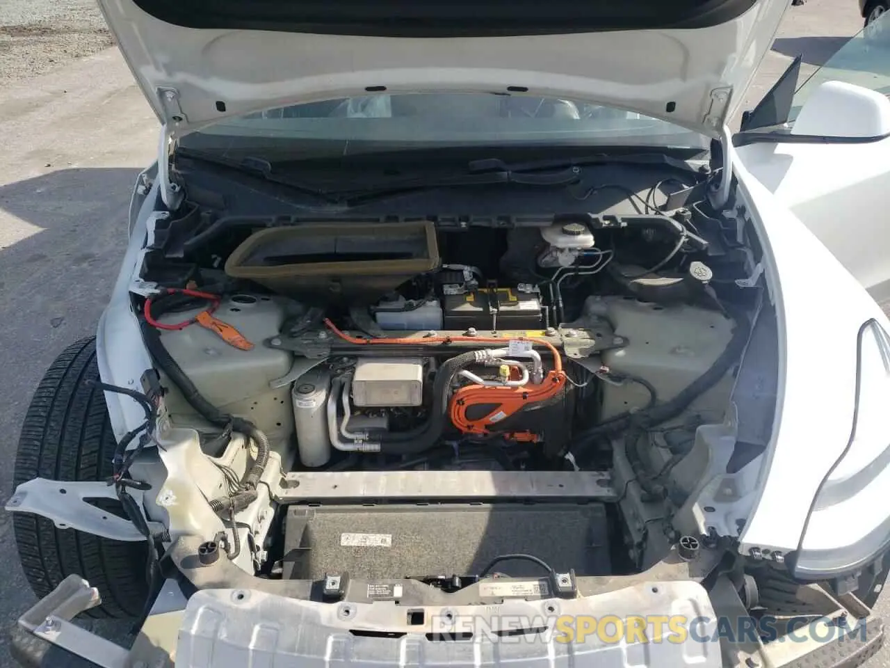 11 Photograph of a damaged car 5YJYGDEE7MF084397 TESLA MODEL Y 2021