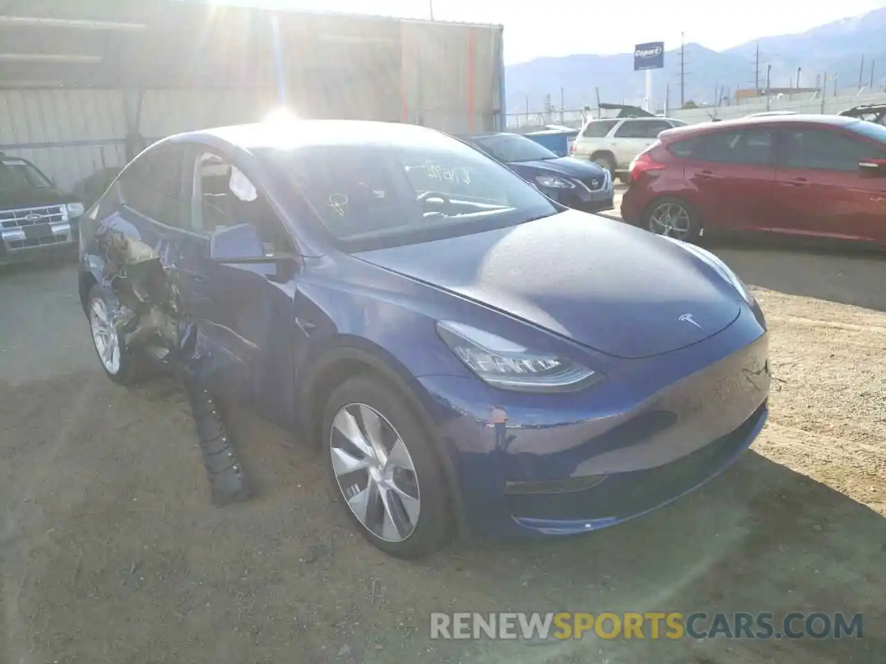 1 Photograph of a damaged car 5YJYGDEE7MF091771 TESLA MODEL Y 2021