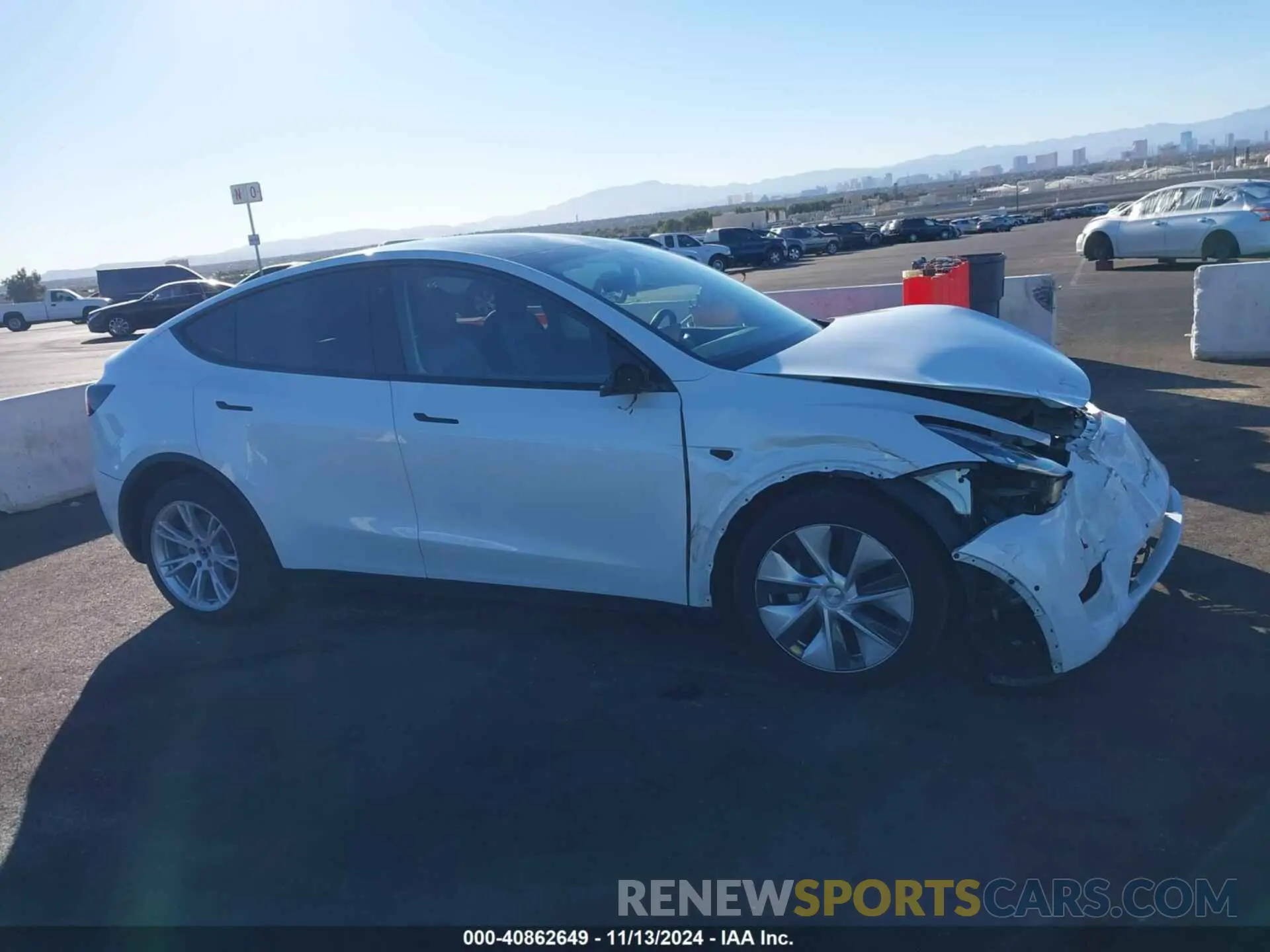 13 Photograph of a damaged car 5YJYGDEE7MF094346 TESLA MODEL Y 2021