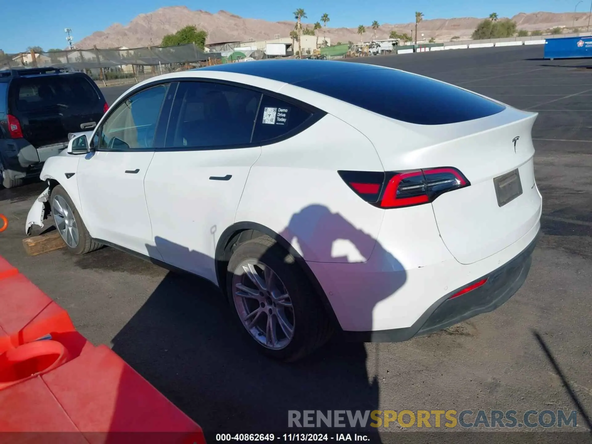 3 Photograph of a damaged car 5YJYGDEE7MF094346 TESLA MODEL Y 2021