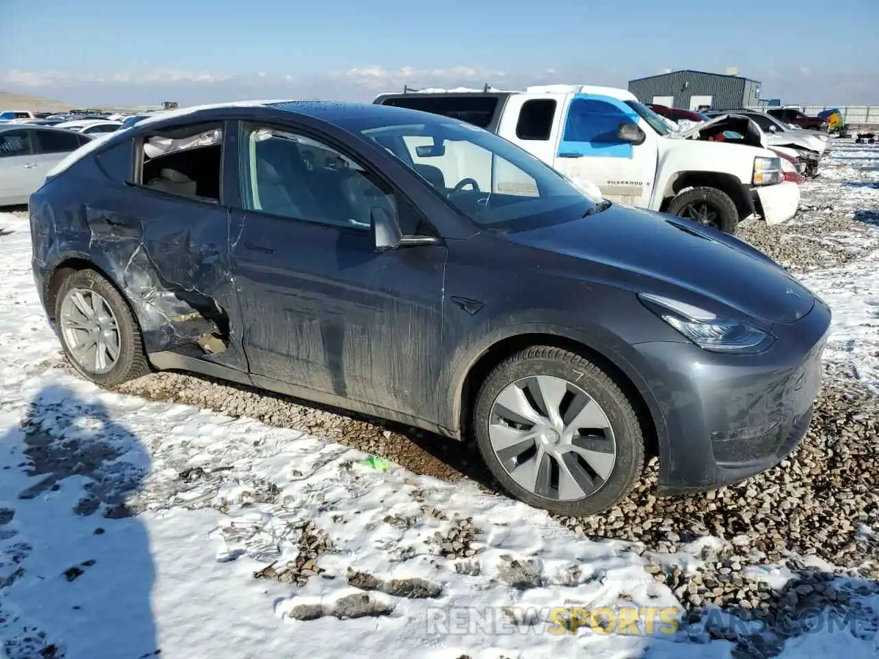 4 Photograph of a damaged car 5YJYGDEE7MF099983 TESLA MODEL Y 2021