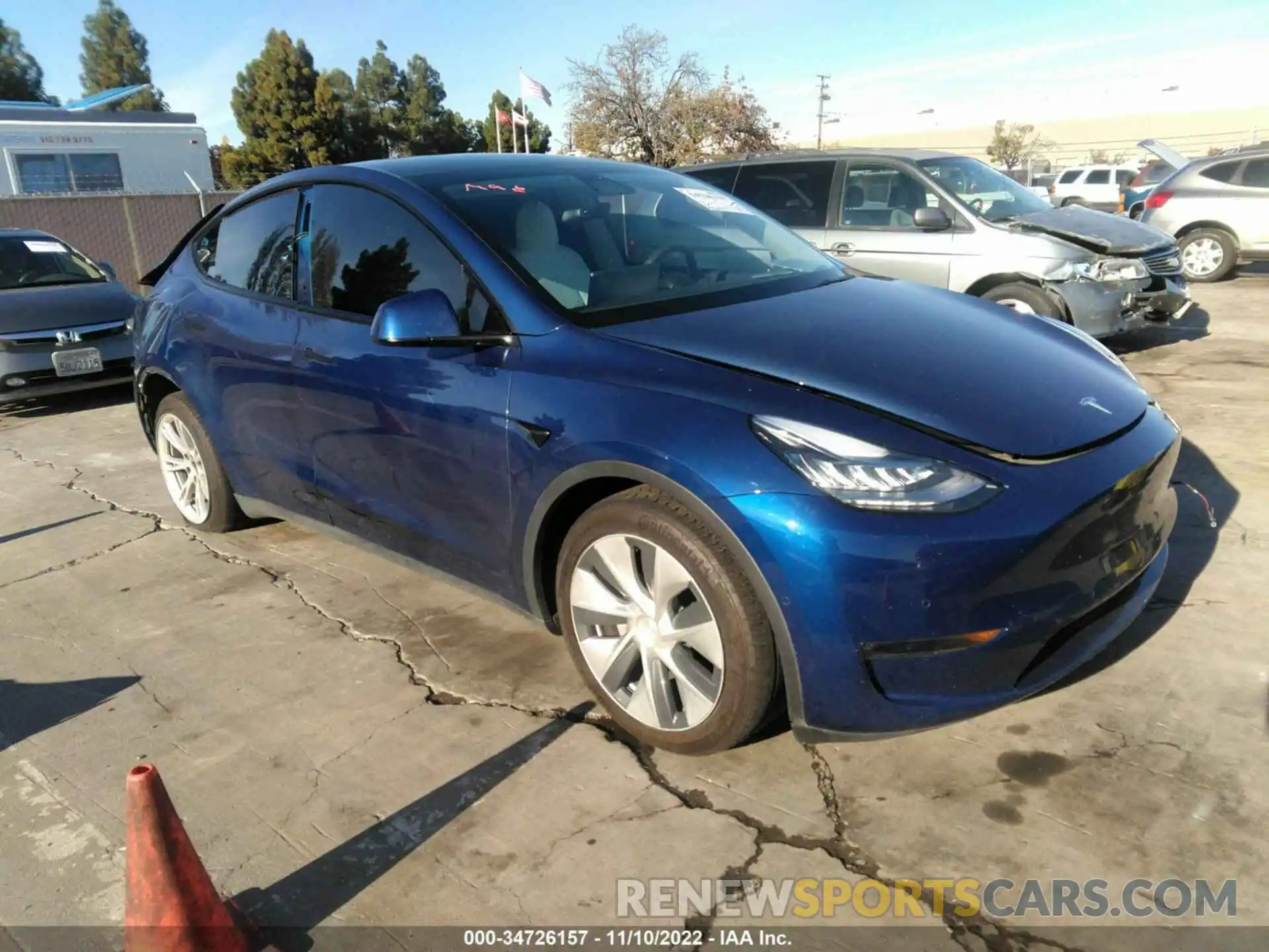 1 Photograph of a damaged car 5YJYGDEE7MF102705 TESLA MODEL Y 2021