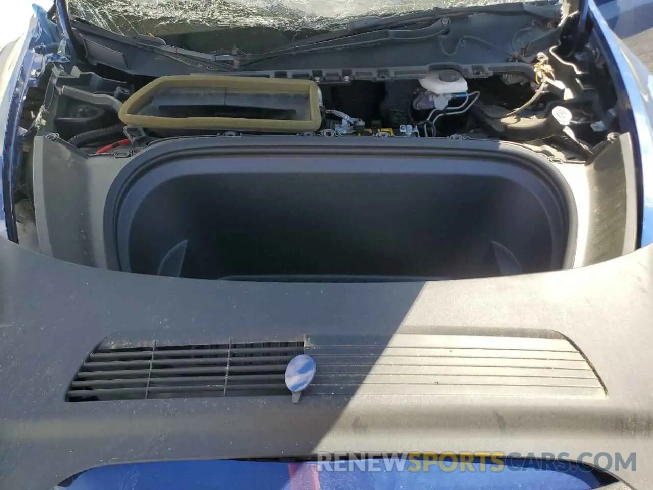 11 Photograph of a damaged car 5YJYGDEE7MF108200 TESLA MODEL Y 2021