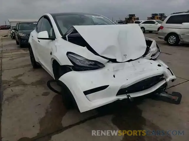 13 Photograph of a damaged car 5YJYGDEE7MF112425 TESLA MODEL Y 2021