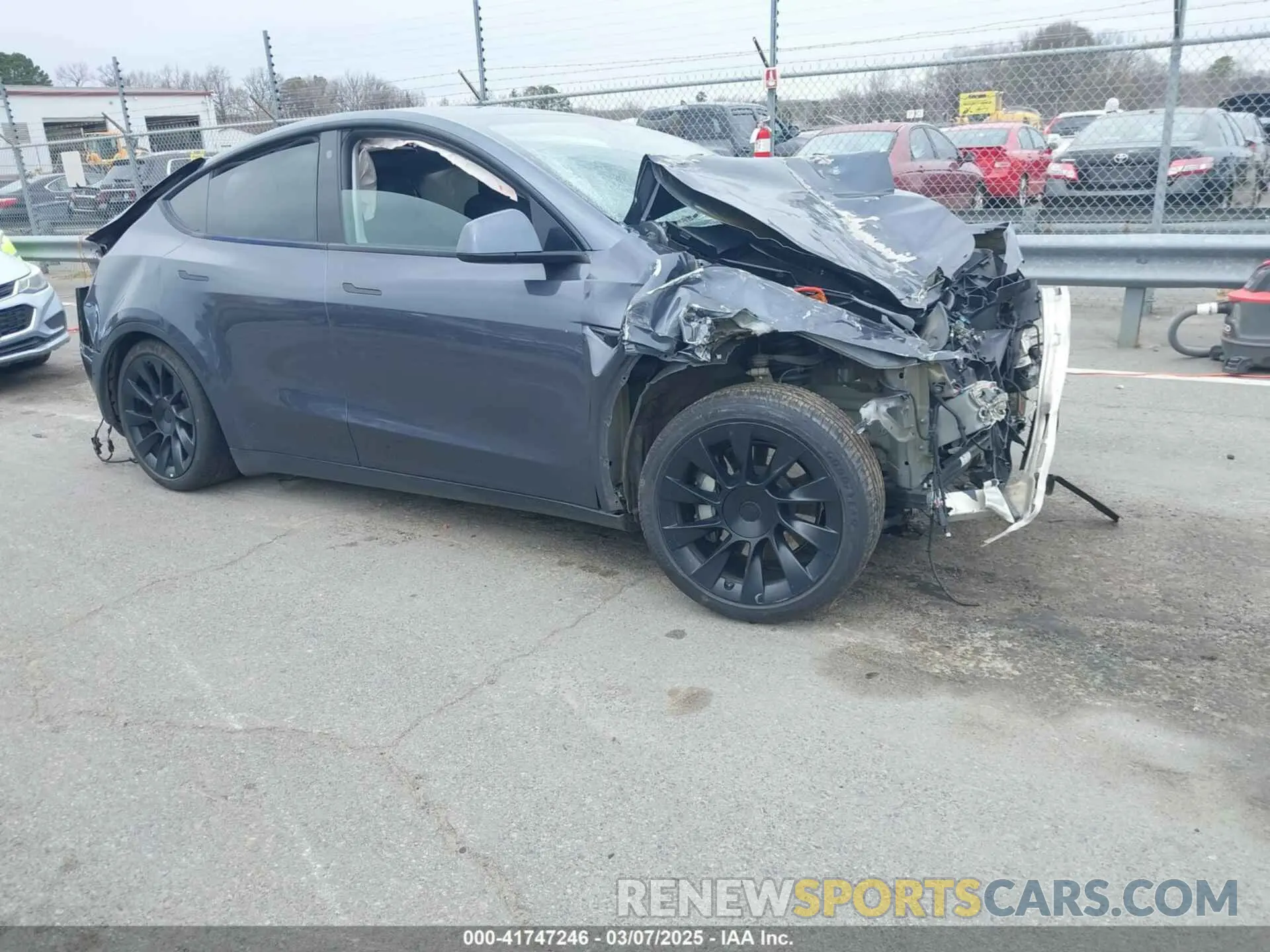 1 Photograph of a damaged car 5YJYGDEE7MF119990 TESLA MODEL Y 2021