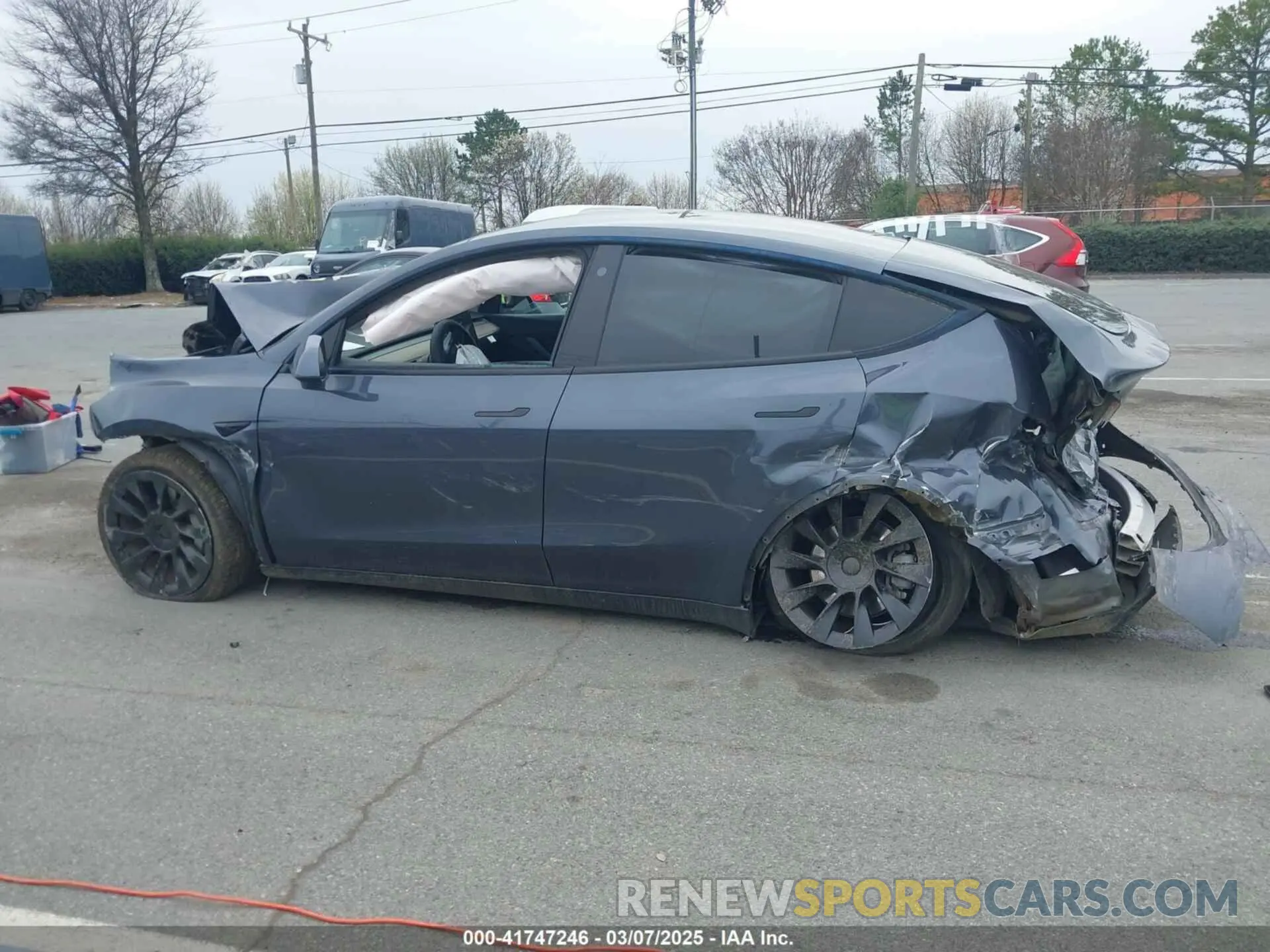 13 Photograph of a damaged car 5YJYGDEE7MF119990 TESLA MODEL Y 2021