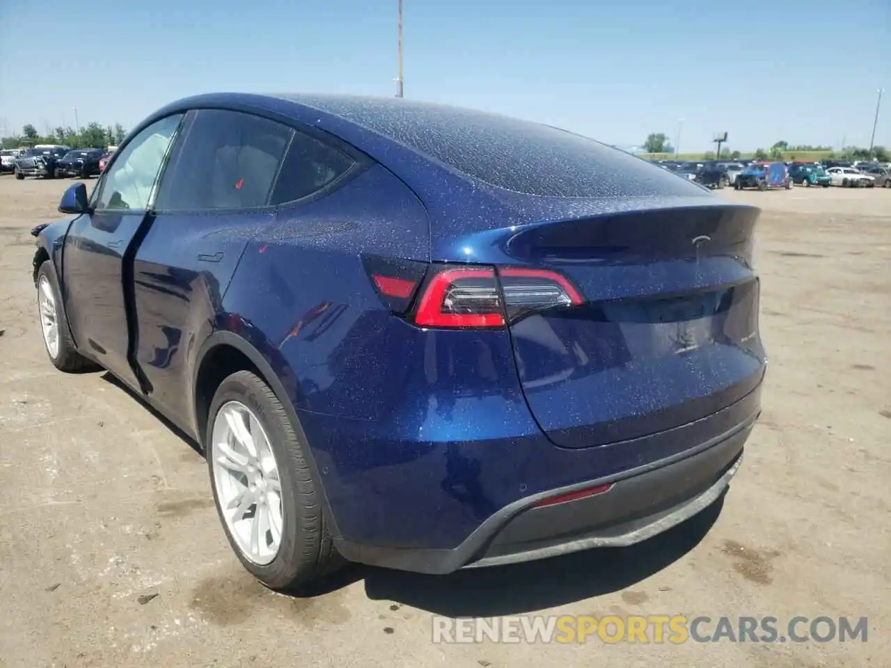 3 Photograph of a damaged car 5YJYGDEE7MF131489 TESLA MODEL Y 2021