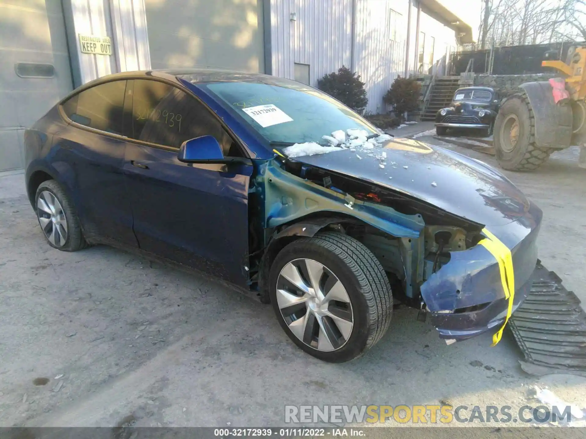 1 Photograph of a damaged car 5YJYGDEE7MF145845 TESLA MODEL Y 2021