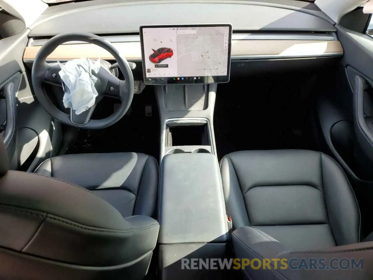 8 Photograph of a damaged car 5YJYGDEE7MF148079 TESLA MODEL Y 2021