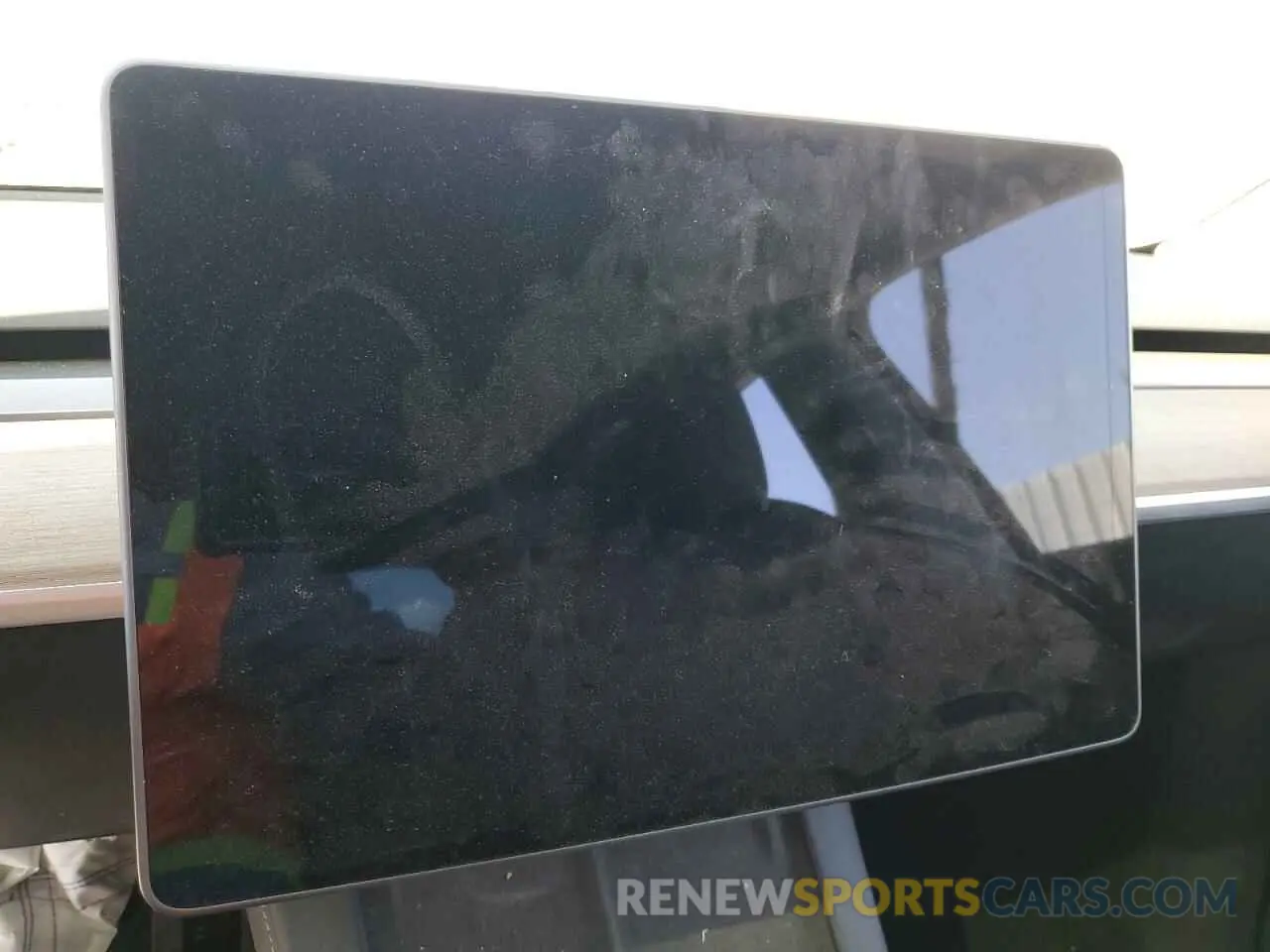 9 Photograph of a damaged car 5YJYGDEE7MF152990 TESLA MODEL Y 2021