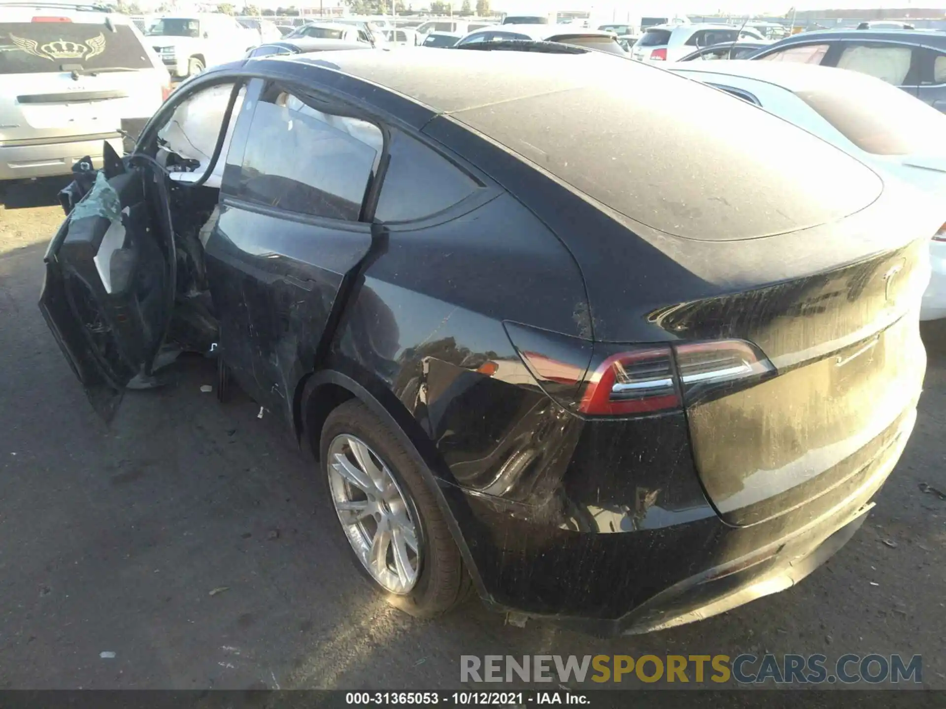 3 Photograph of a damaged car 5YJYGDEE7MF158563 TESLA MODEL Y 2021