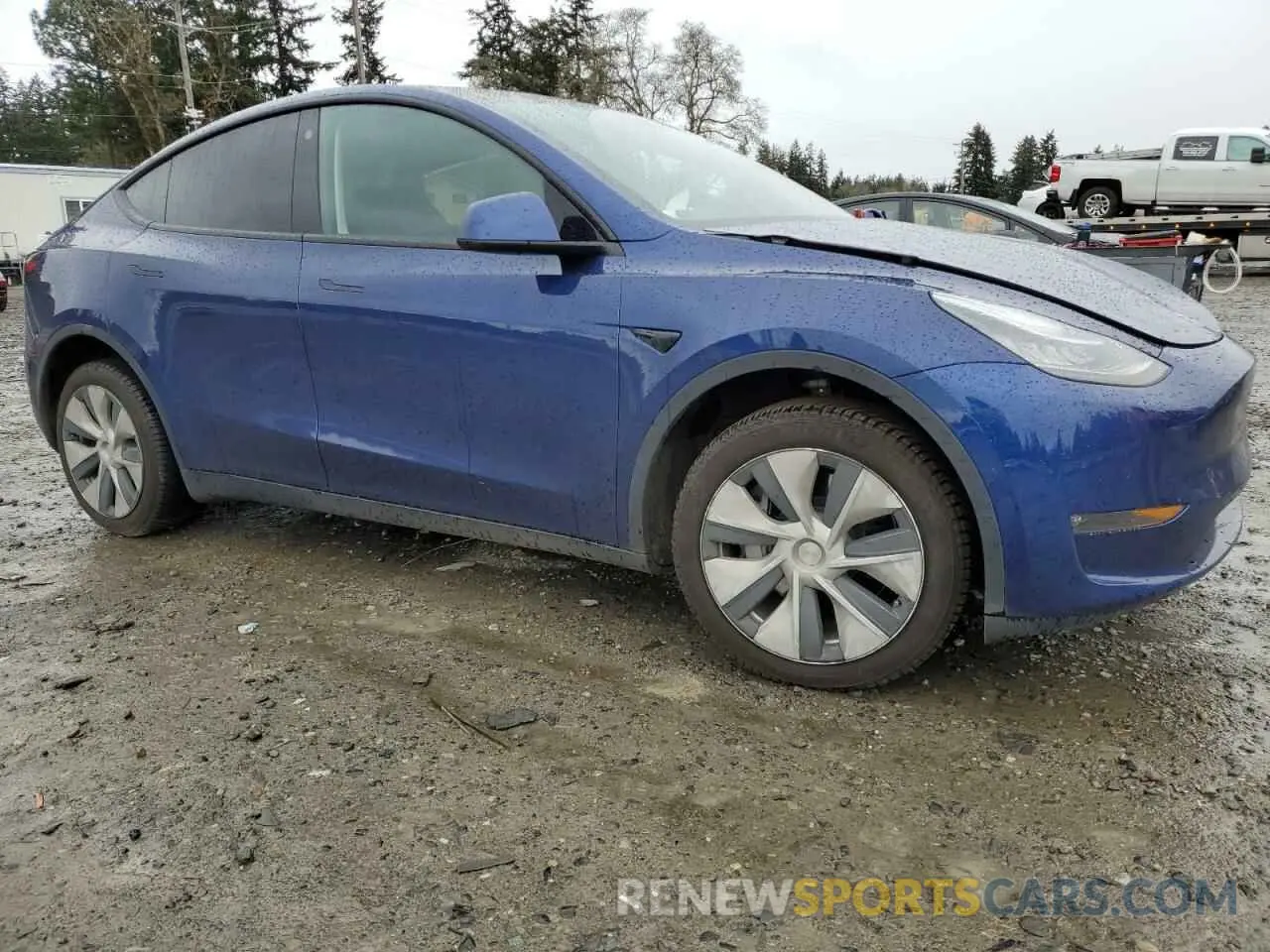 4 Photograph of a damaged car 5YJYGDEE7MF160510 TESLA MODEL Y 2021