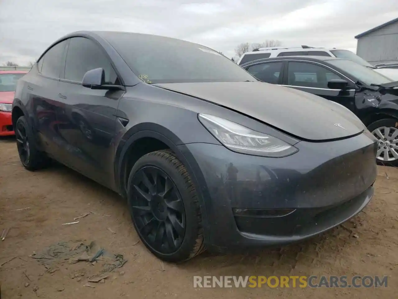 1 Photograph of a damaged car 5YJYGDEE7MF183477 TESLA MODEL Y 2021