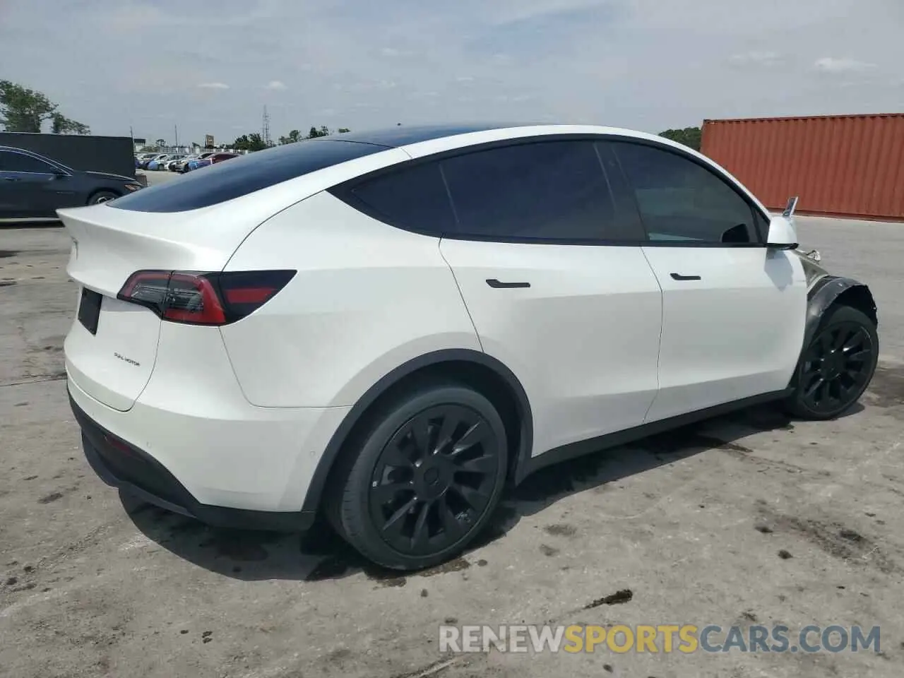 3 Photograph of a damaged car 5YJYGDEE7MF190090 TESLA MODEL Y 2021