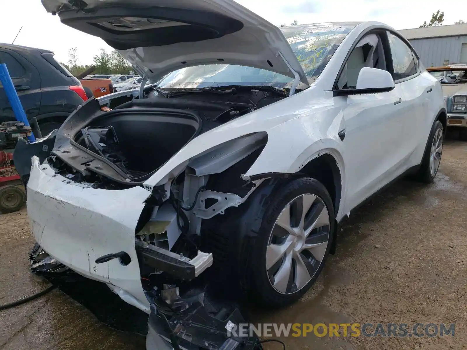 2 Photograph of a damaged car 5YJYGDEE7MF245282 TESLA MODEL Y 2021