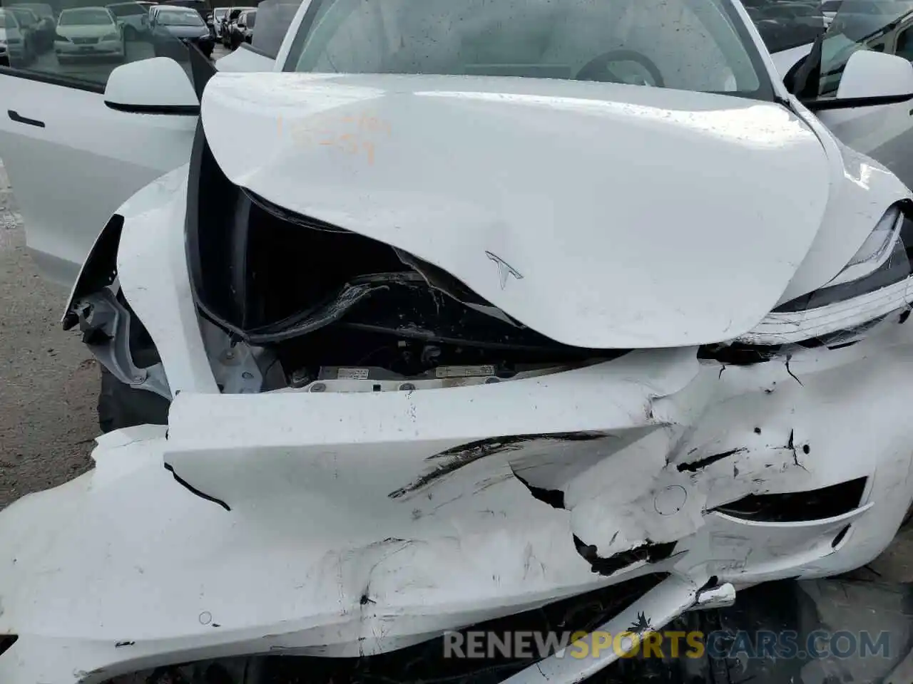 11 Photograph of a damaged car 5YJYGDEE7MF255259 TESLA MODEL Y 2021