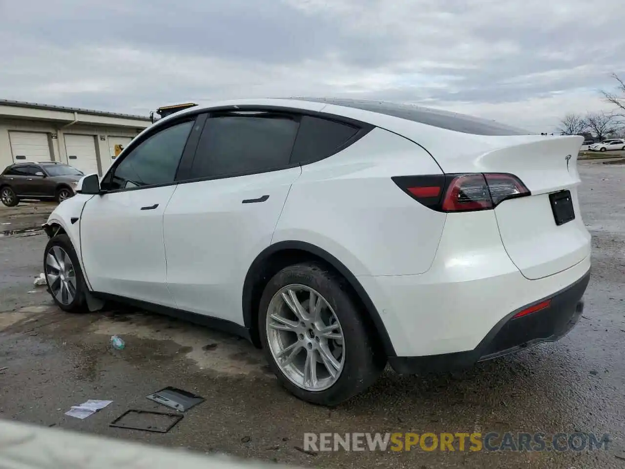 2 Photograph of a damaged car 5YJYGDEE7MF255259 TESLA MODEL Y 2021