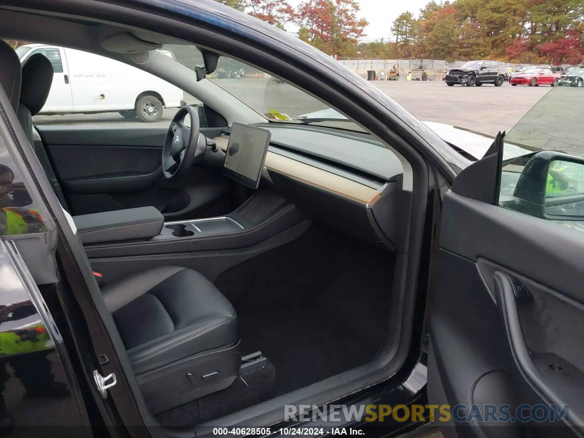 5 Photograph of a damaged car 5YJYGDEE7MF259179 TESLA MODEL Y 2021