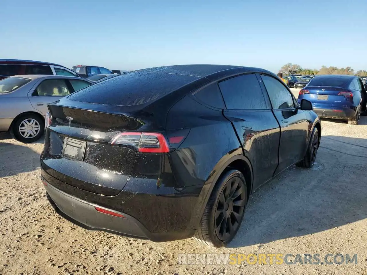 3 Photograph of a damaged car 5YJYGDEE7MF264849 TESLA MODEL Y 2021