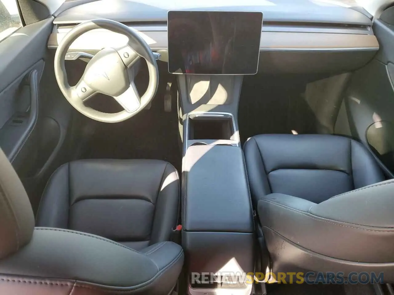 8 Photograph of a damaged car 5YJYGDEE7MF264849 TESLA MODEL Y 2021