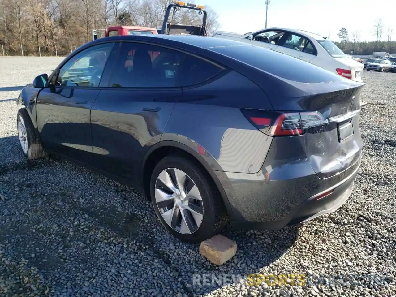 3 Photograph of a damaged car 5YJYGDEE7MF279061 TESLA MODEL Y 2021