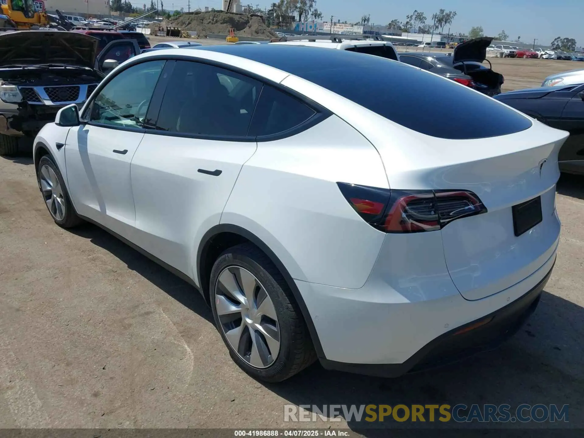 3 Photograph of a damaged car 5YJYGDEE7MF279223 TESLA MODEL Y 2021