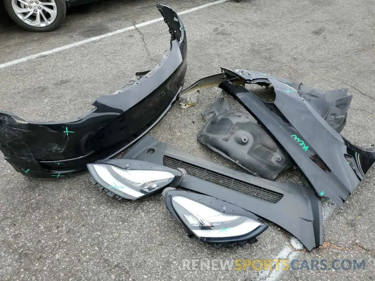 13 Photograph of a damaged car 5YJYGDEE7MF284860 TESLA MODEL Y 2021