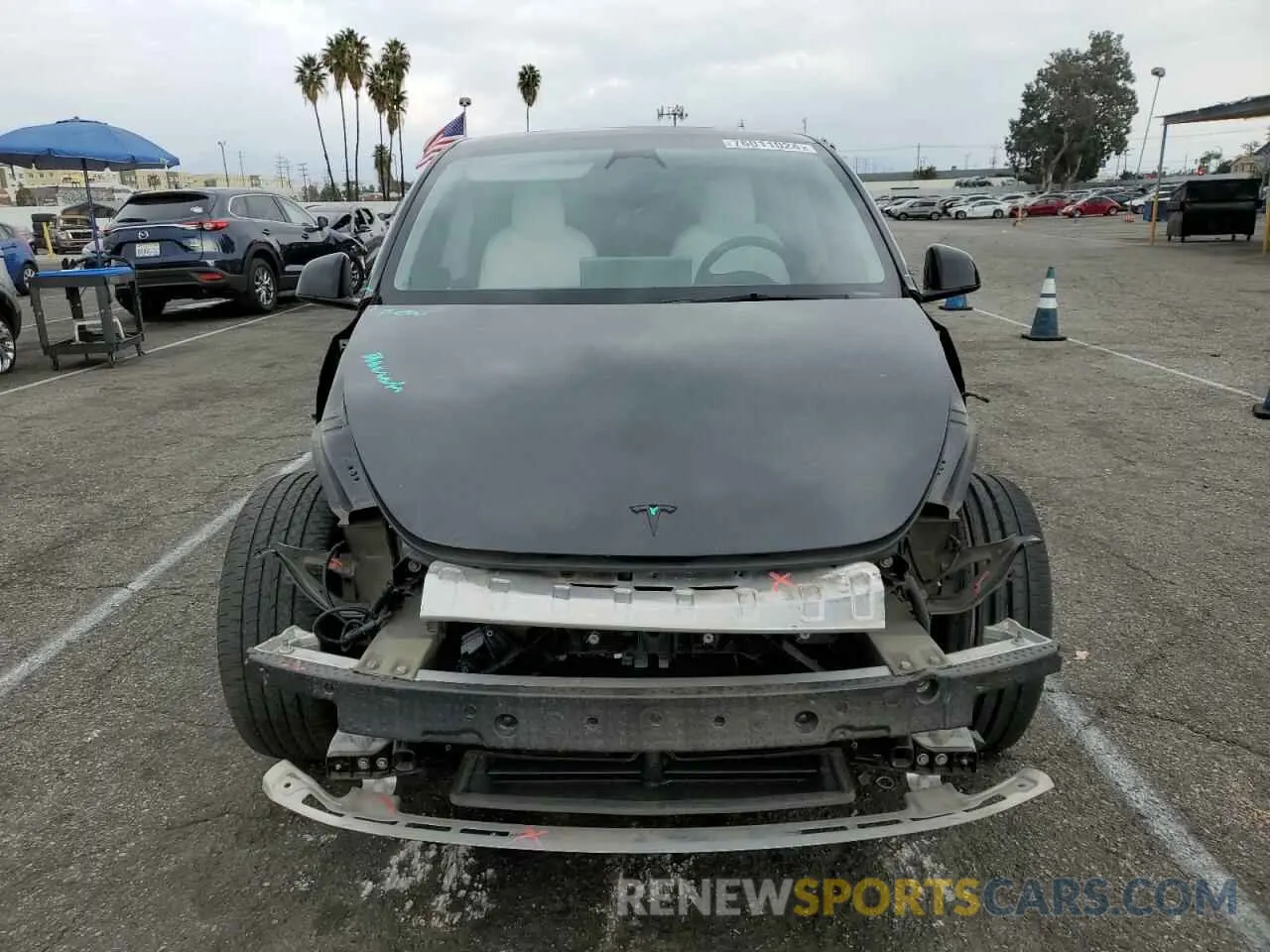 5 Photograph of a damaged car 5YJYGDEE7MF284860 TESLA MODEL Y 2021