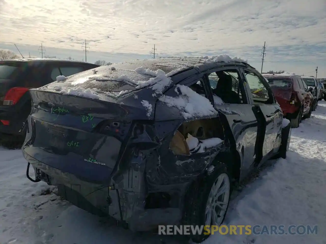 4 Photograph of a damaged car 5YJYGDEE8MF063073 TESLA MODEL Y 2021