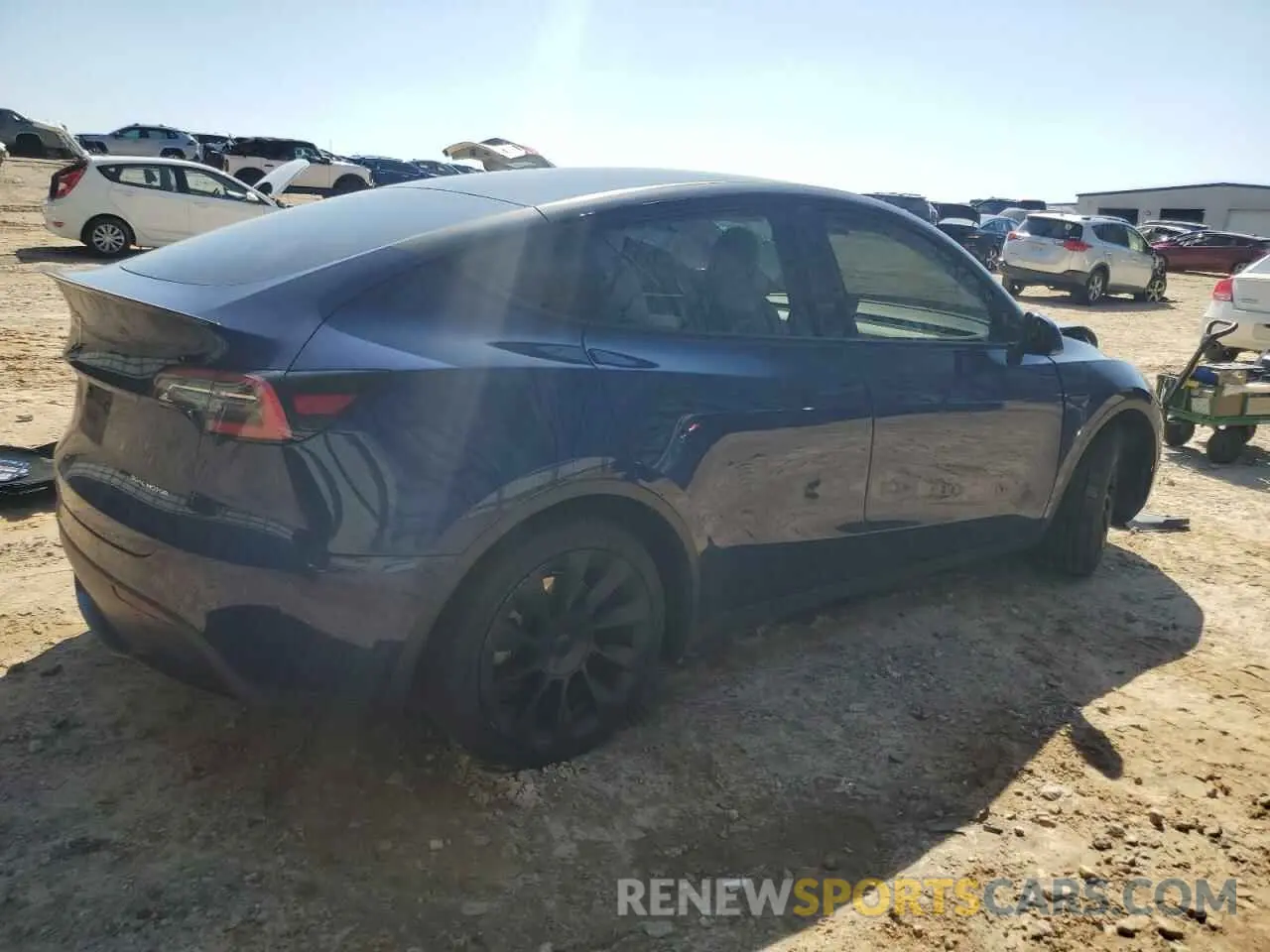 3 Photograph of a damaged car 5YJYGDEE8MF067432 TESLA MODEL Y 2021