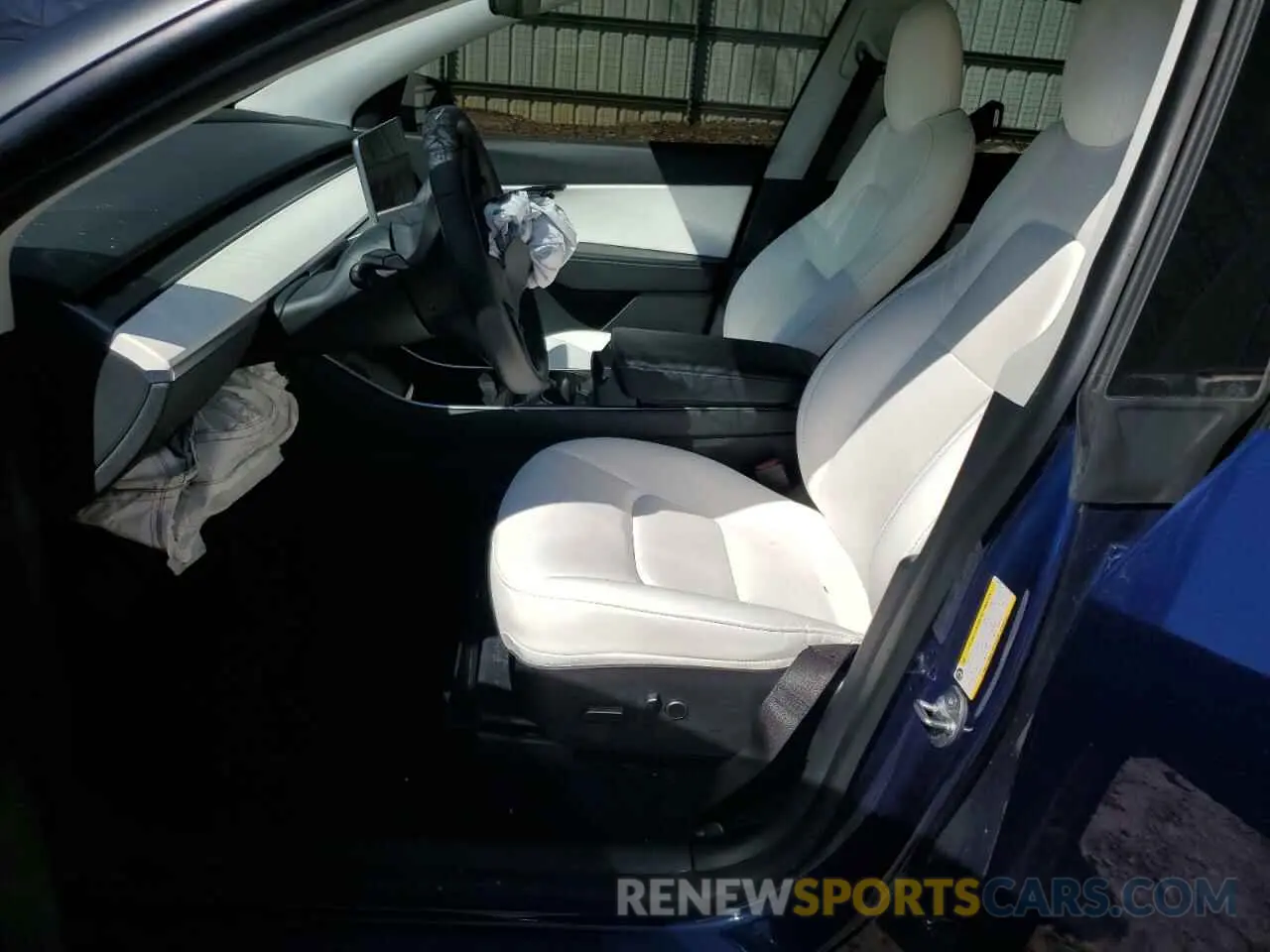 7 Photograph of a damaged car 5YJYGDEE8MF067432 TESLA MODEL Y 2021