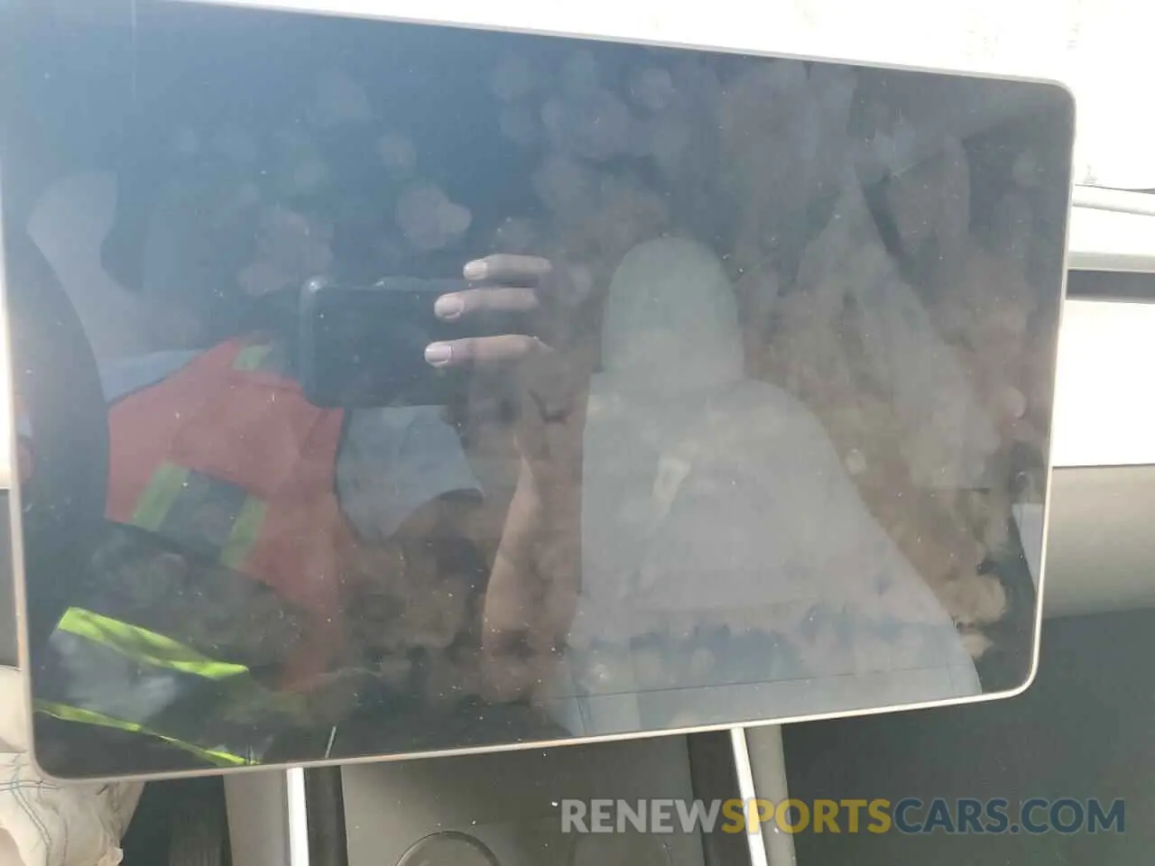 9 Photograph of a damaged car 5YJYGDEE8MF067432 TESLA MODEL Y 2021