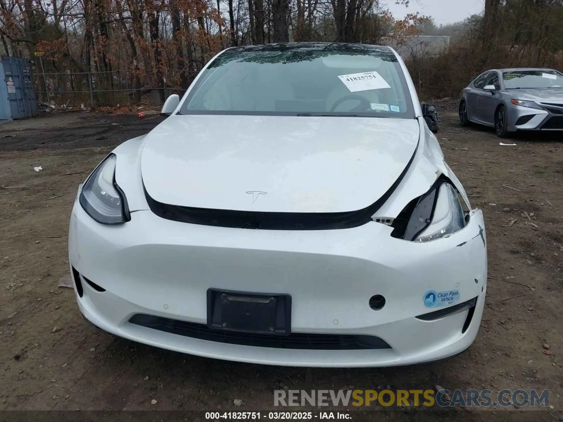 12 Photograph of a damaged car 5YJYGDEE8MF069391 TESLA MODEL Y 2021