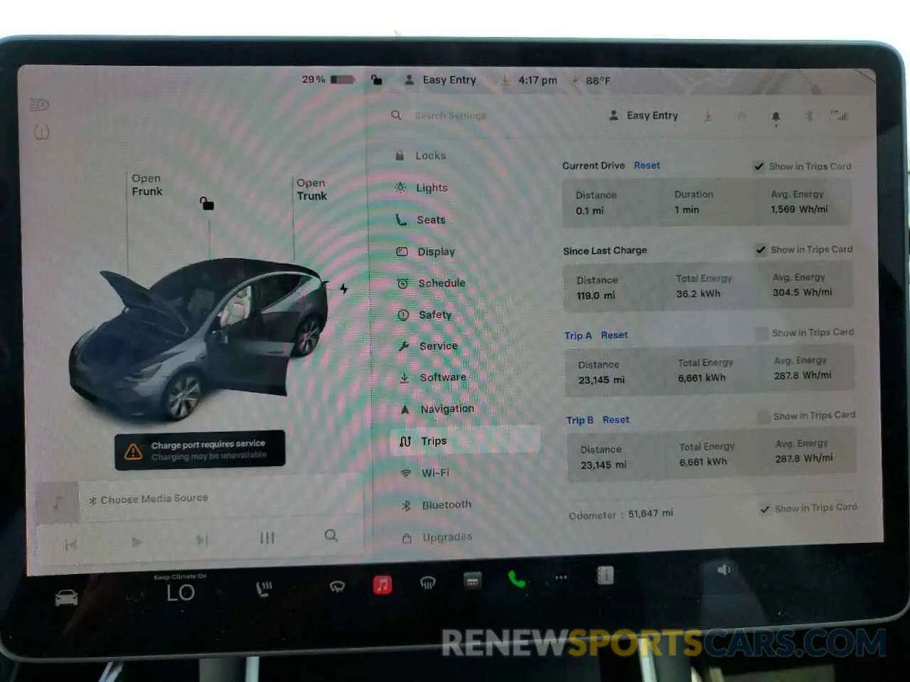 9 Photograph of a damaged car 5YJYGDEE8MF081346 TESLA MODEL Y 2021