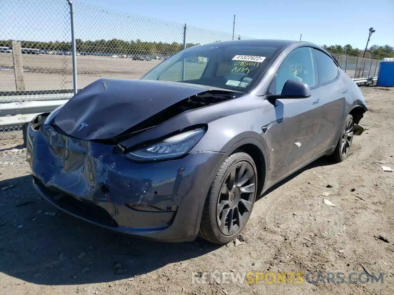 2 Photograph of a damaged car 5YJYGDEE8MF085011 TESLA MODEL Y 2021