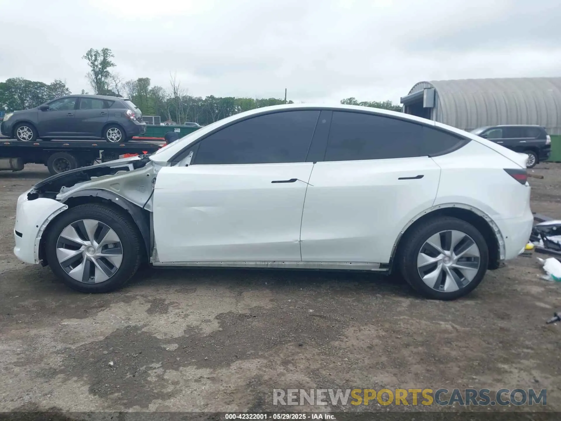 15 Photograph of a damaged car 5YJYGDEE8MF085574 TESLA MODEL Y 2021
