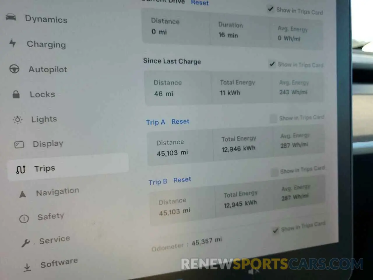 9 Photograph of a damaged car 5YJYGDEE8MF086739 TESLA MODEL Y 2021