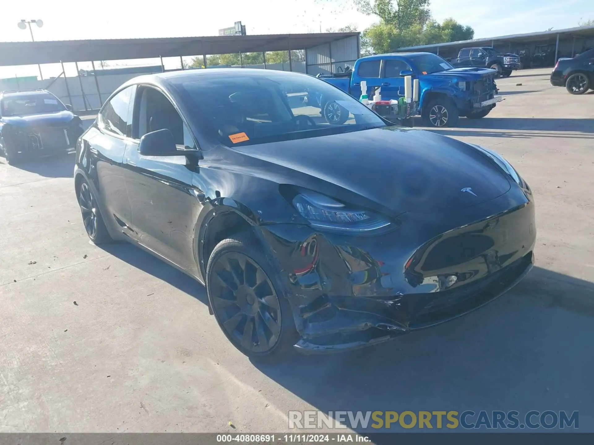 1 Photograph of a damaged car 5YJYGDEE8MF111798 TESLA MODEL Y 2021