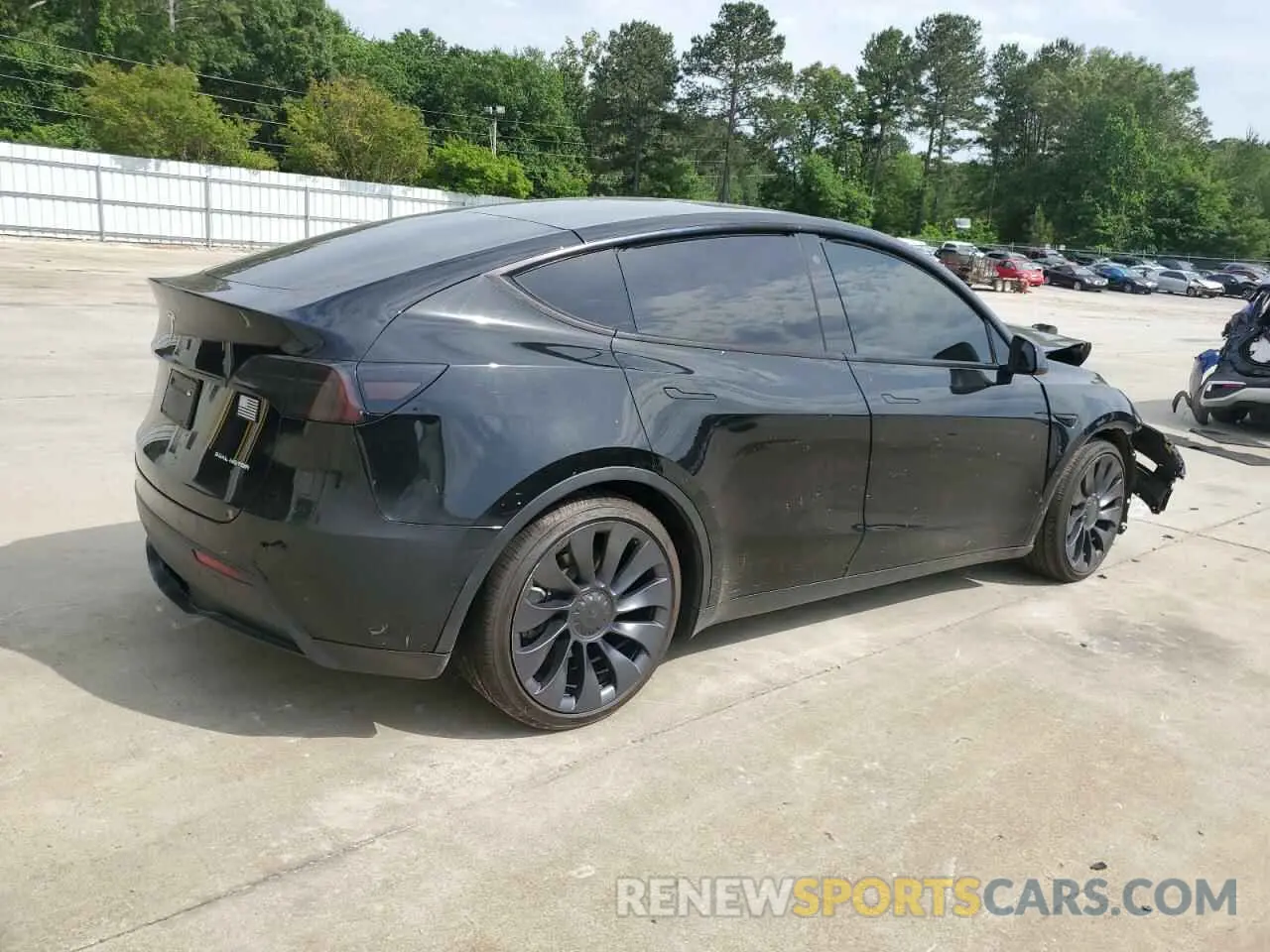 3 Photograph of a damaged car 5YJYGDEE8MF120291 TESLA MODEL Y 2021
