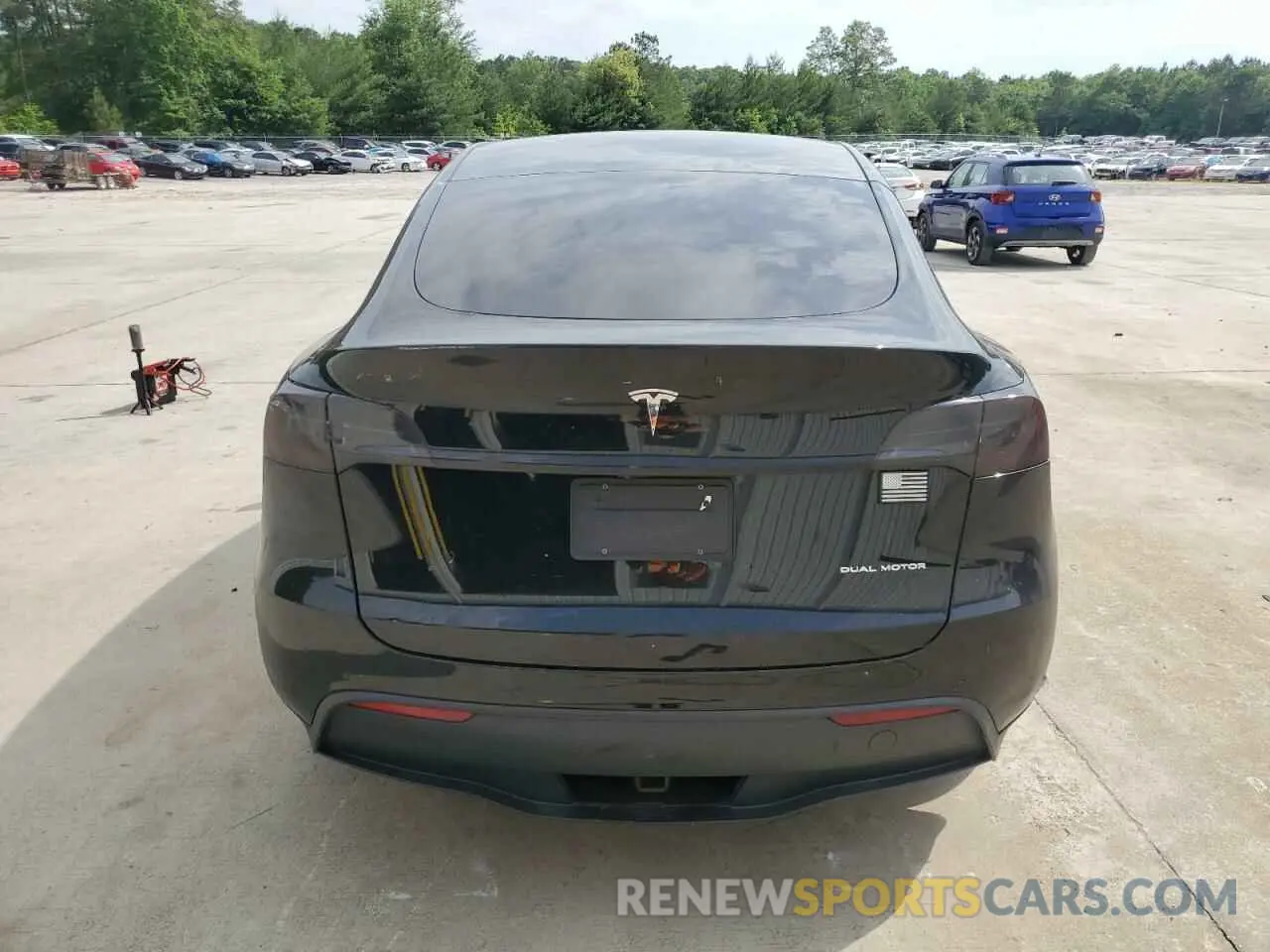 6 Photograph of a damaged car 5YJYGDEE8MF120291 TESLA MODEL Y 2021
