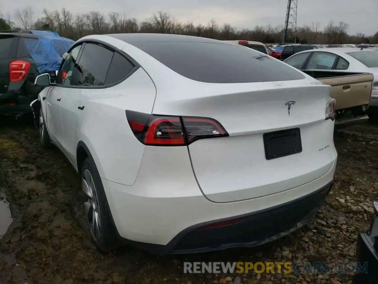 3 Photograph of a damaged car 5YJYGDEE8MF124938 TESLA MODEL Y 2021